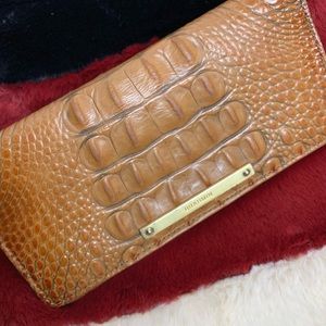 Brahmin Wallet